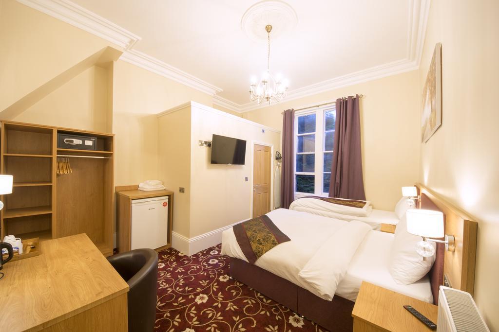 Edgerton Hotel Huddersfield Eksteriør bilde