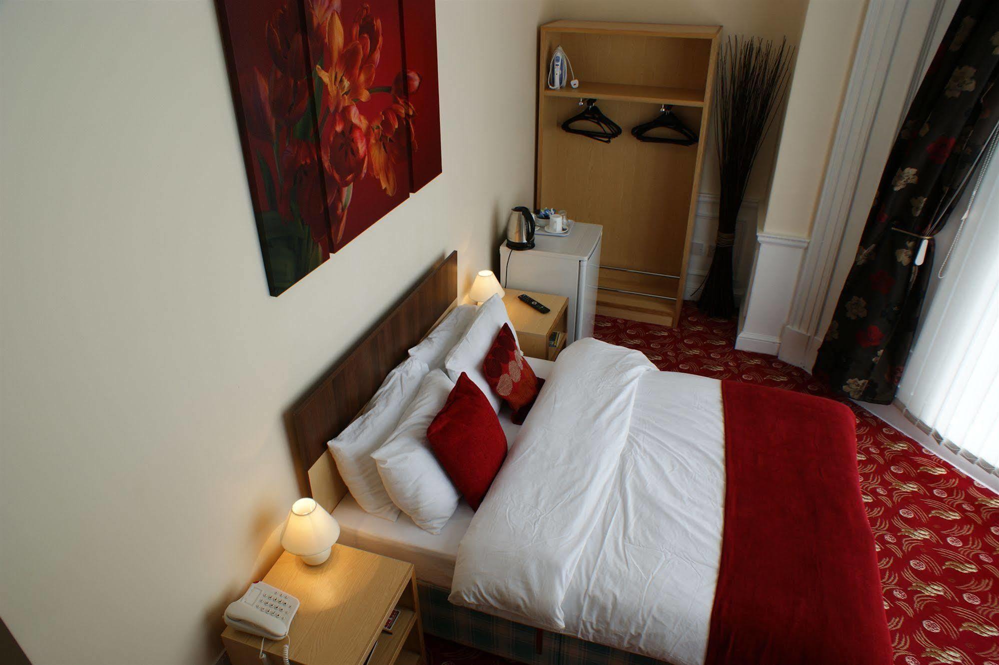 Edgerton Hotel Huddersfield Eksteriør bilde