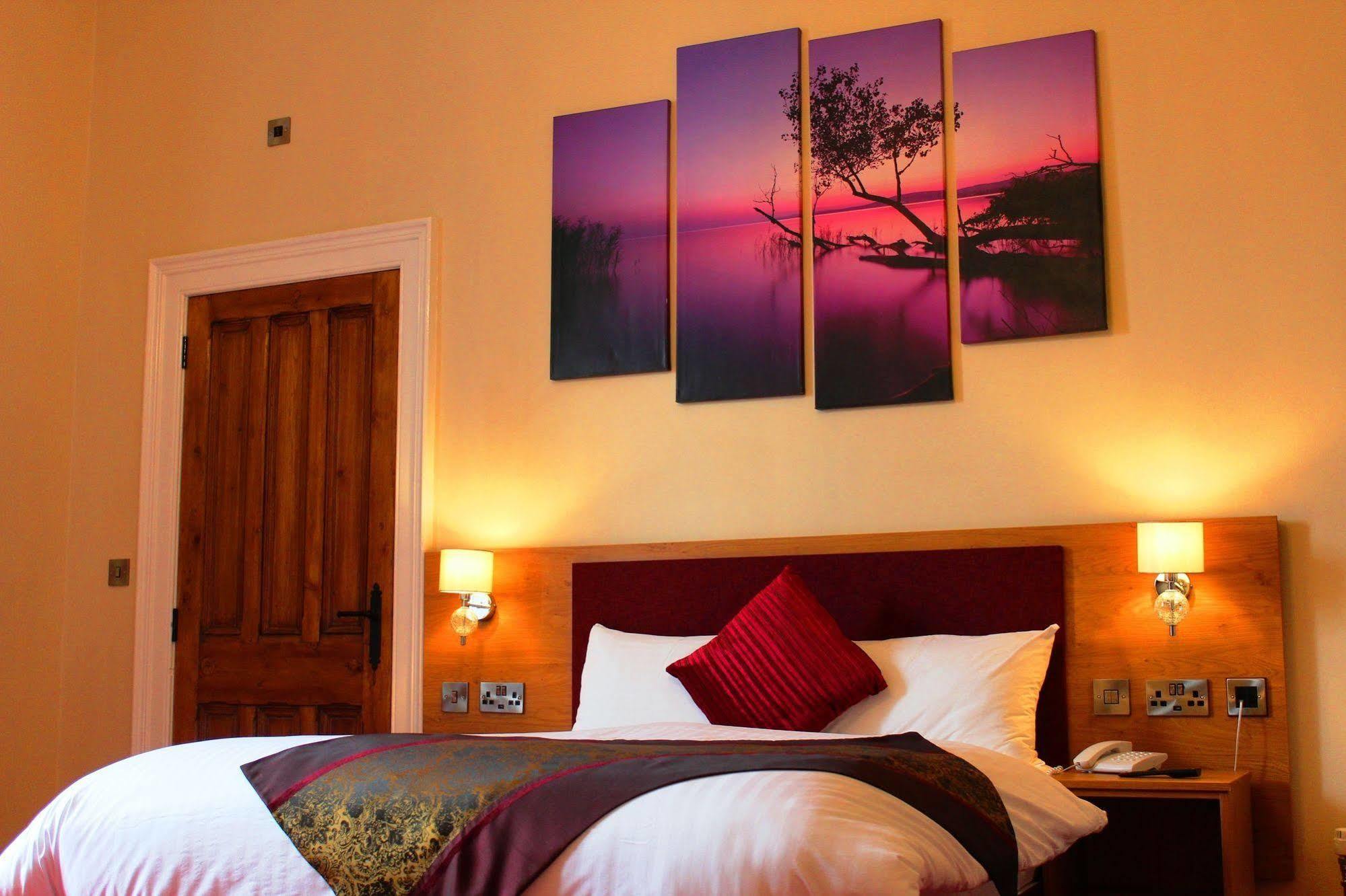 Edgerton Hotel Huddersfield Eksteriør bilde