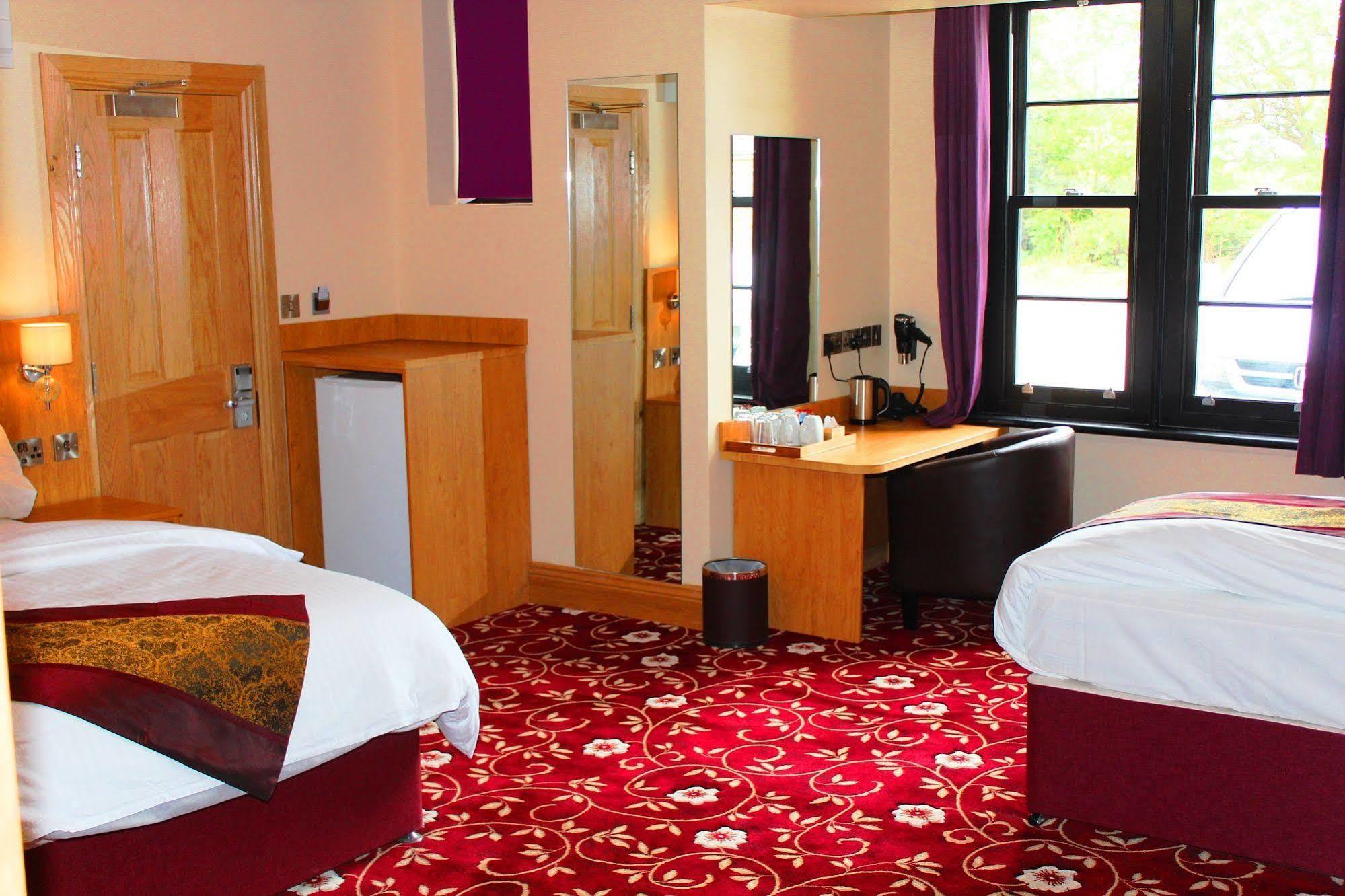 Edgerton Hotel Huddersfield Eksteriør bilde