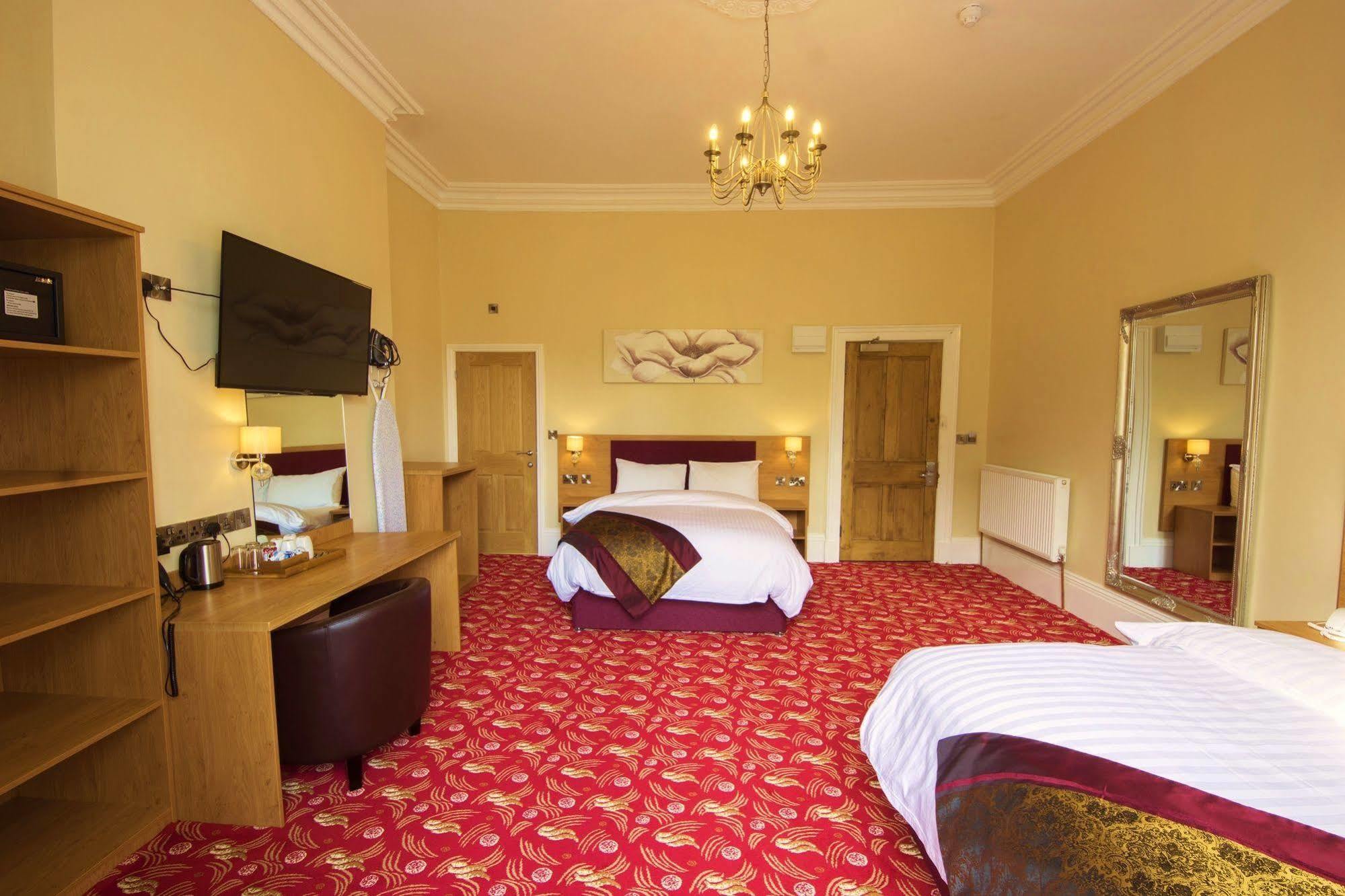 Edgerton Hotel Huddersfield Eksteriør bilde
