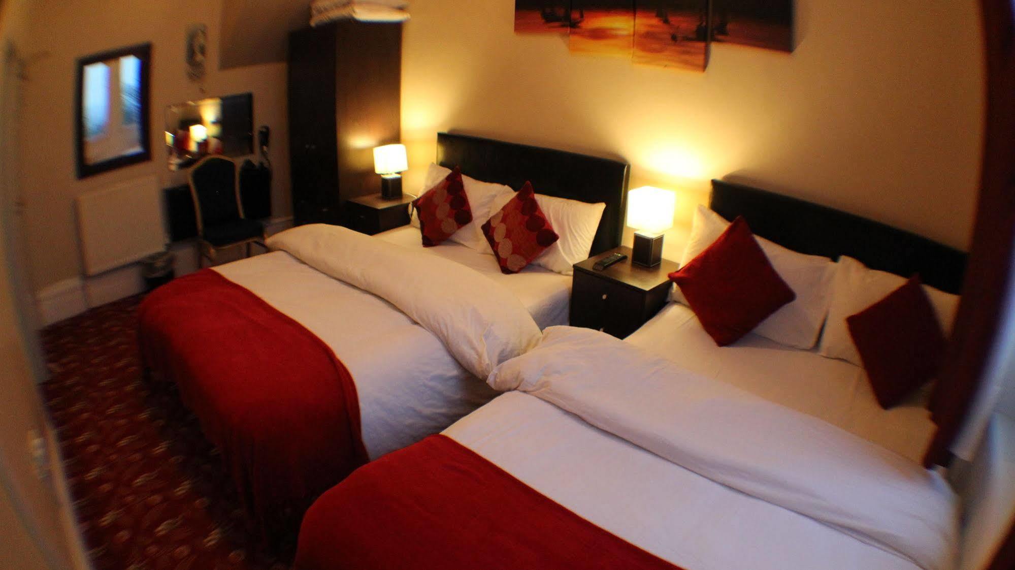 Edgerton Hotel Huddersfield Eksteriør bilde